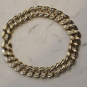 Vintage 6 Inch Goldtone Necklace